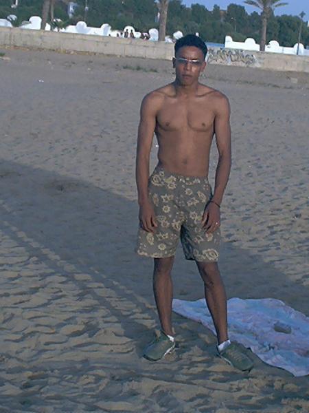 hicham c'est moi lllllllooooooooooollllllllllll